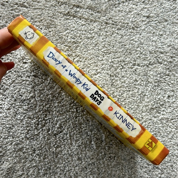 Diary of a Wimpy Kid Dog Days by Jeff Kinney - Picture 3 of 4